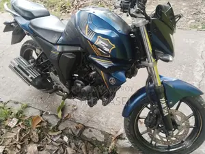 Yamaha FZs V2 . 2023