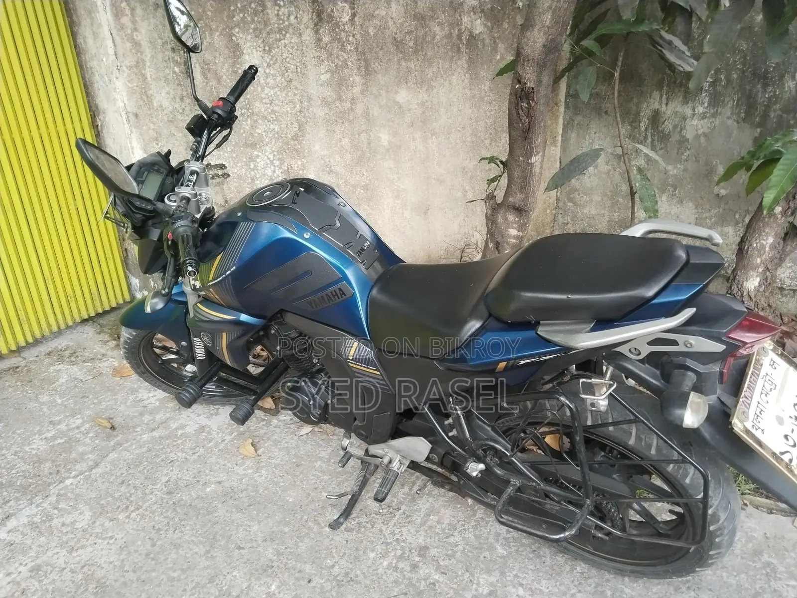 Yamaha FZs V2 . 2023