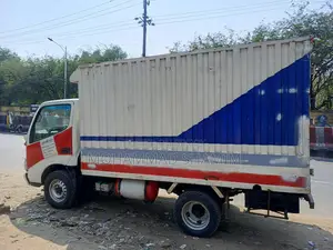 Toyota DYNA 2005