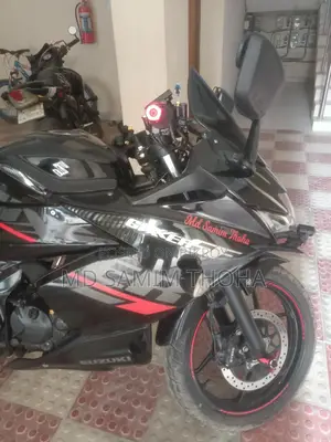 Suzuki Gixxer SF . 2021