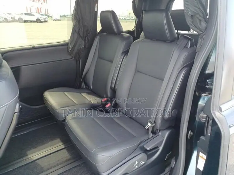 Toyota Esquire GI Micablue 2021