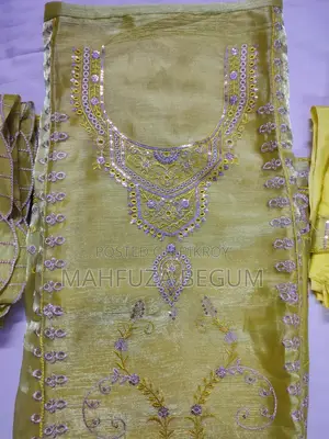 ব্র্যান্ড নিউ স্টানিং ড্রেস – এলিগেন্ট লুক বেস্ট ডিল