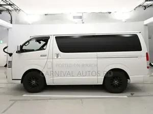 Toyota Hiace SUPER GL DARK PRIME 2022