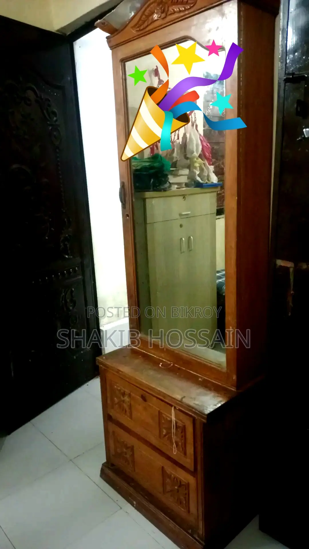 ড্রেসিং টেবিল,