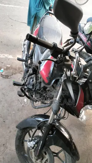 Bajaj Discover 125 . 2022