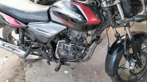 Bajaj Discover 125 . 2022