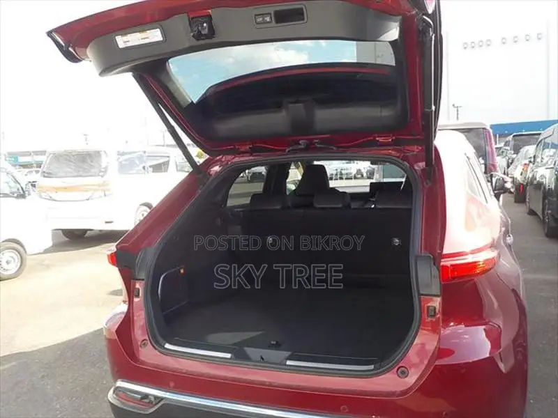Toyota Harrier Z Pack. 2021