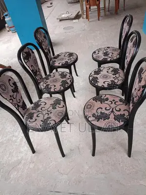 ডাইনিং টেবিল ও চেয়ার বিক্রি