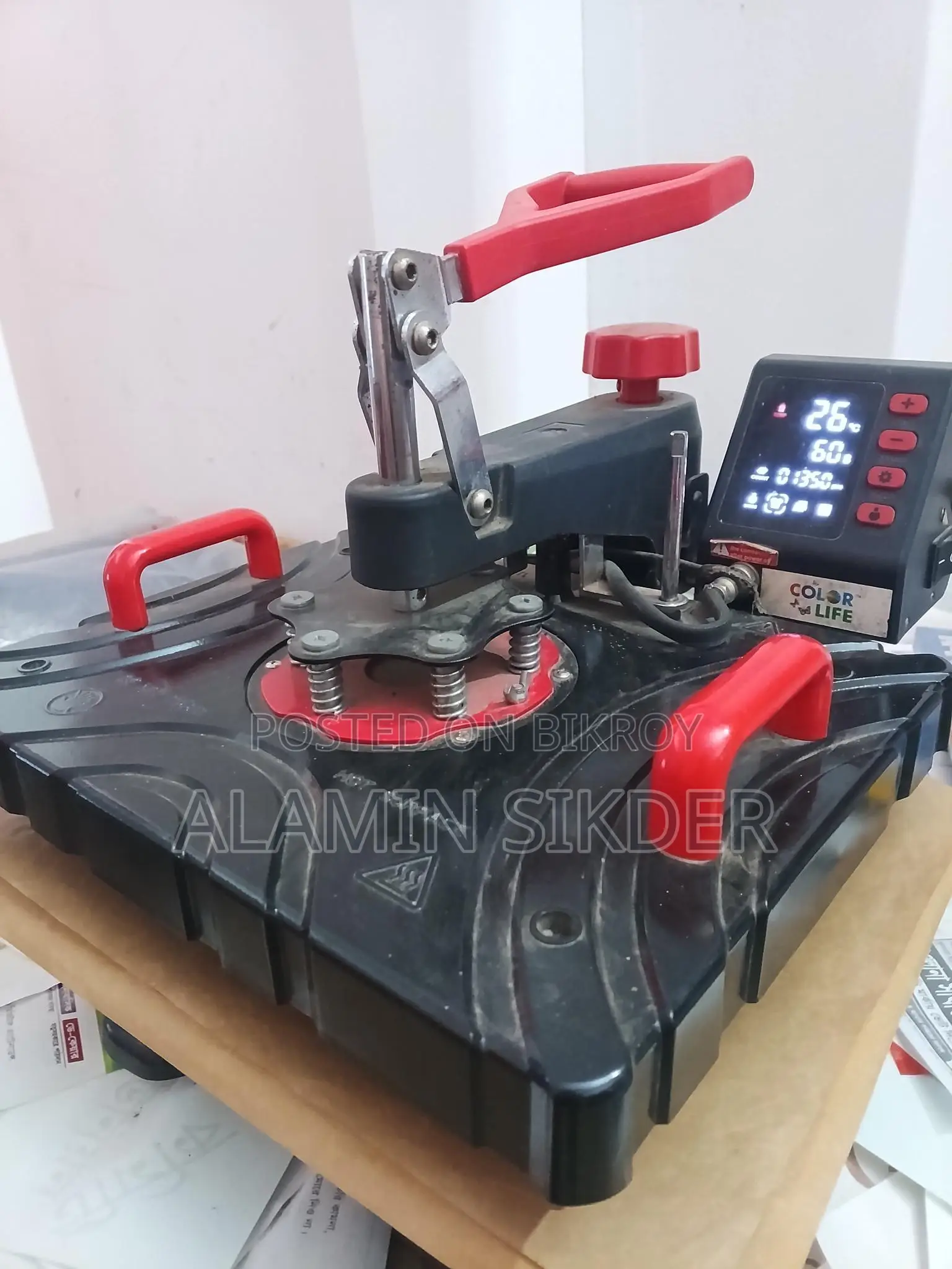 গেঞ্জি, মগ, প্লেট প্রিন্টং মেশিন বিক্রি হবে।