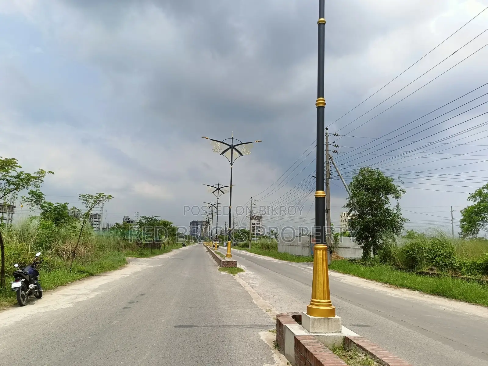 Prime 3 Katha South Face Land in N Block