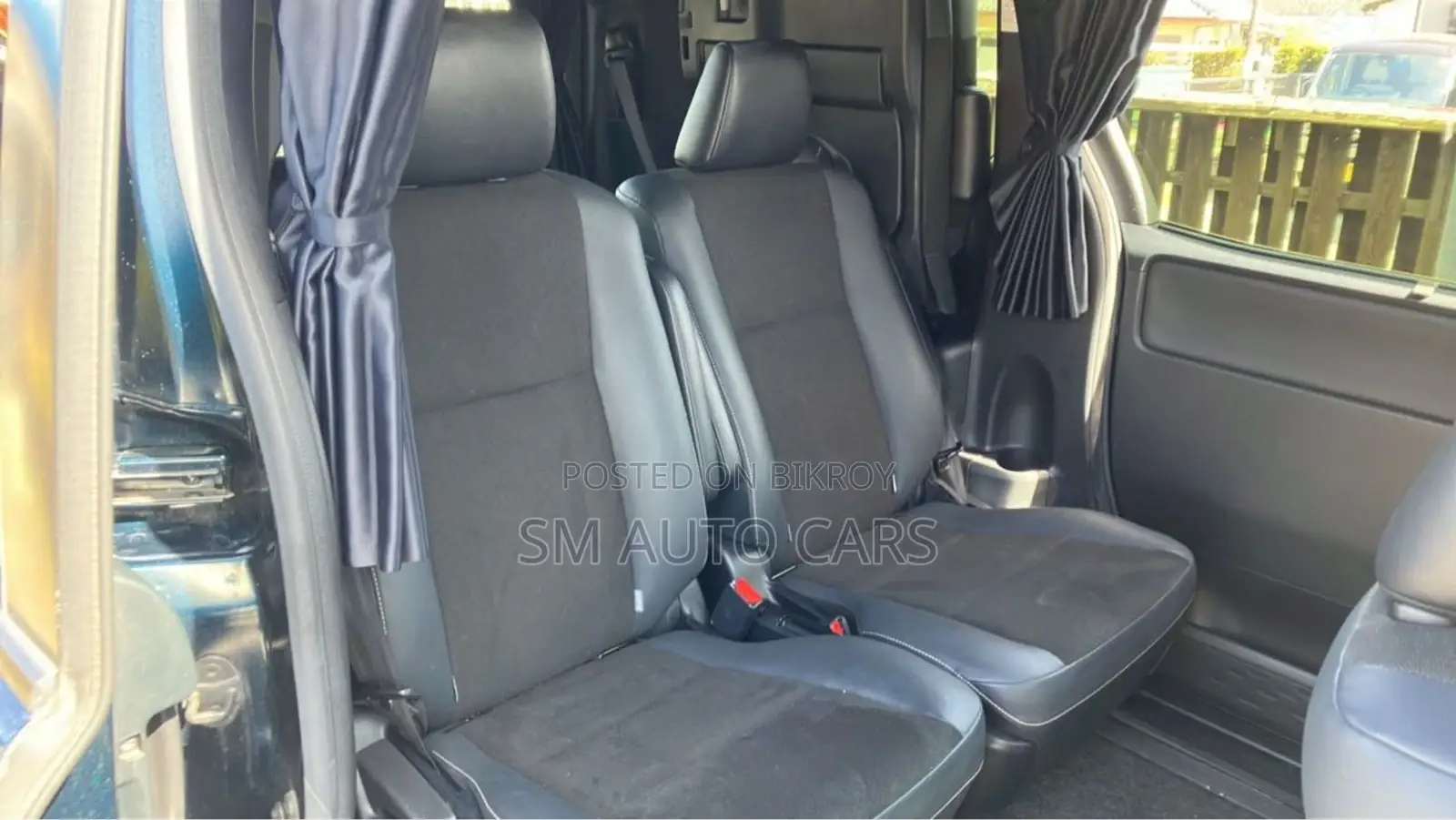 Toyota Noah Hybrid WXB Mica Blue 2021