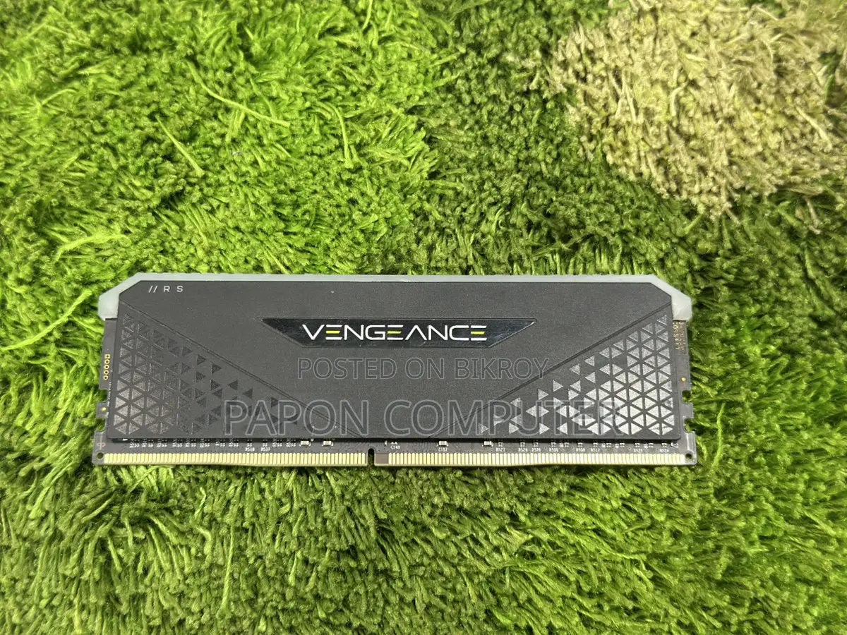 CORSAIR VENGEANCE RGB RS 8GB DDR4 3600MHz RAM