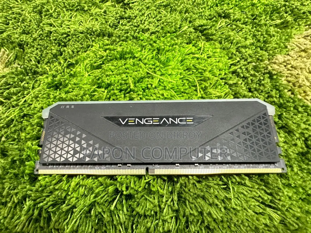 CORSAIR VENGEANCE RGB RS 8GB DDR4 3600MHz RAM