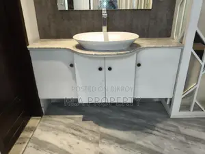 Luxury Fully Furnish 3-bed Apartment Rent 3000sqft