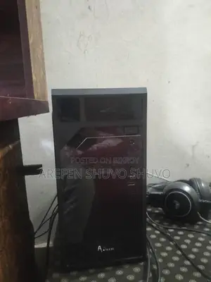 Desktop computer