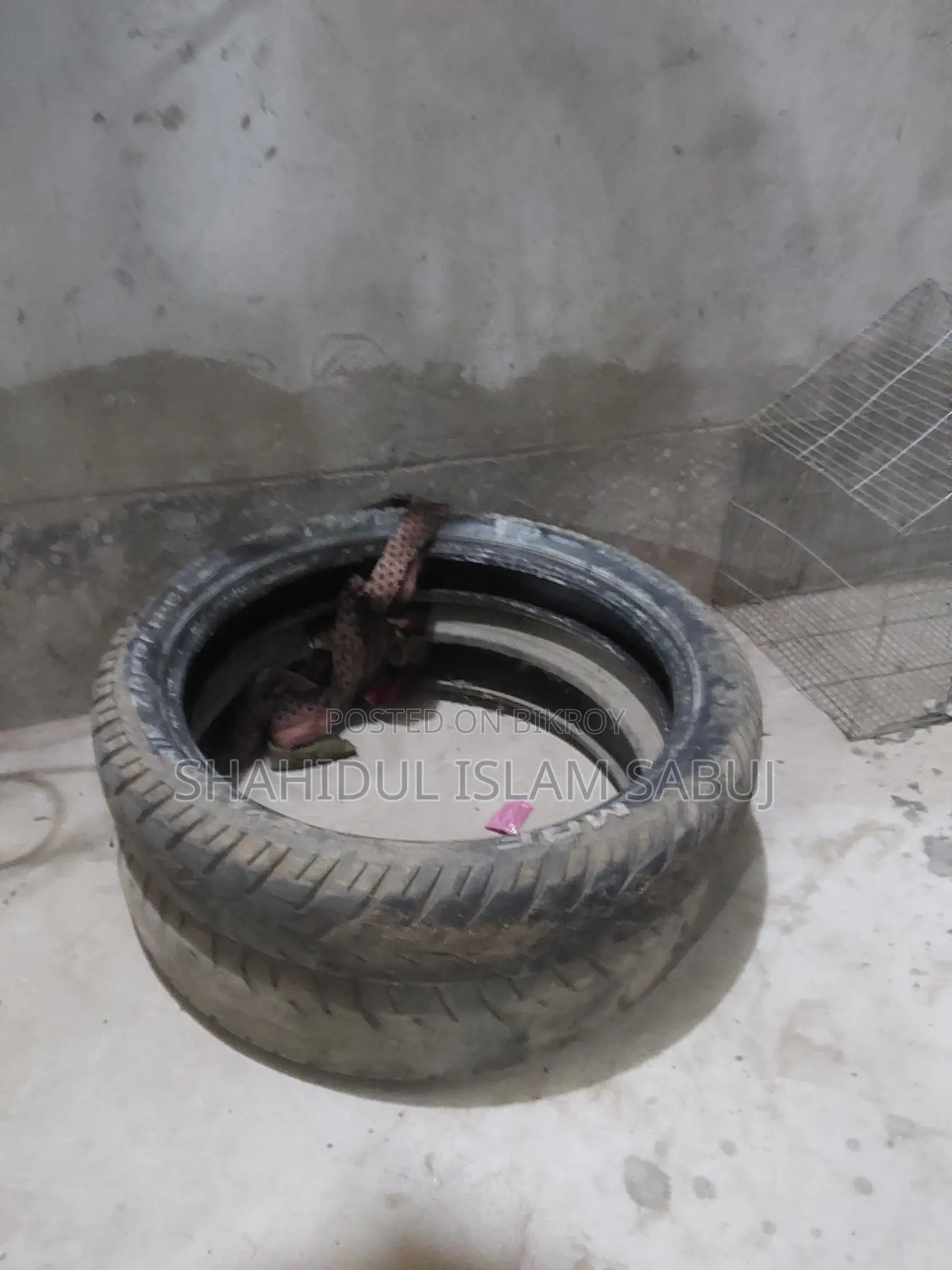 Pulsar Rear Tire
