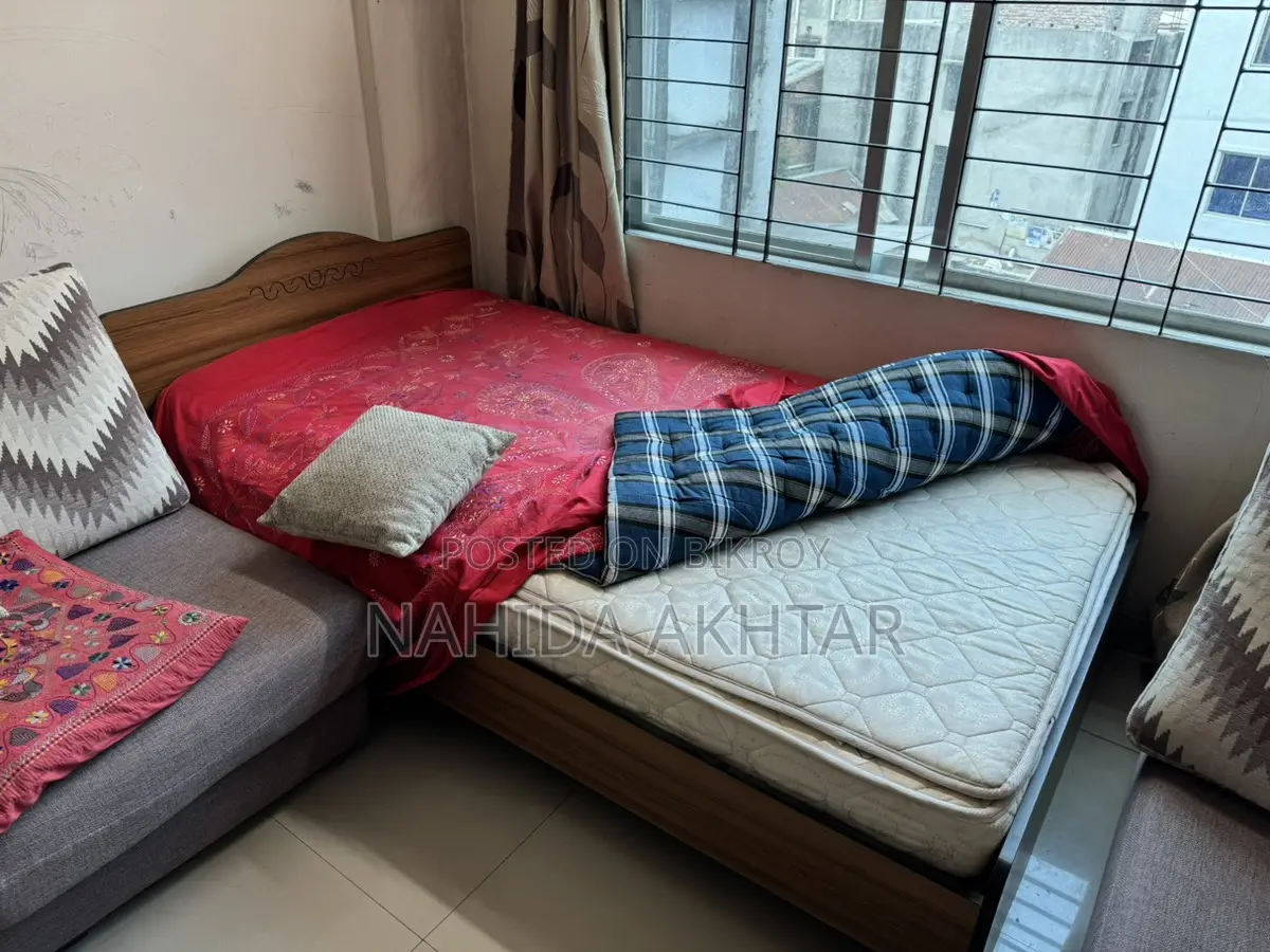 Bed With Mattress And Topper