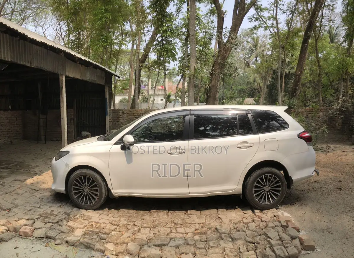 Toyota Fielder X 2016