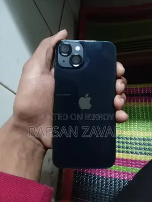 Apple iPhone 13 (Used)