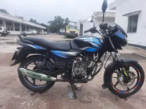 Bajaj Discover 125 . 2017
