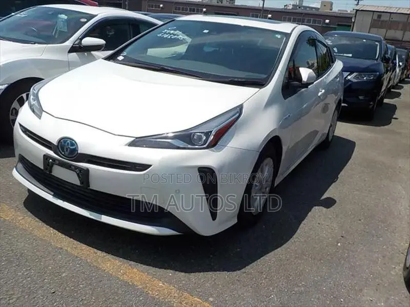 Toyota Prius S LED PKG 4.0 PEARL 2020