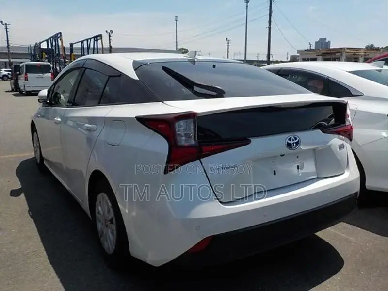 Toyota Prius S LED PKG 4.0 PEARL 2020