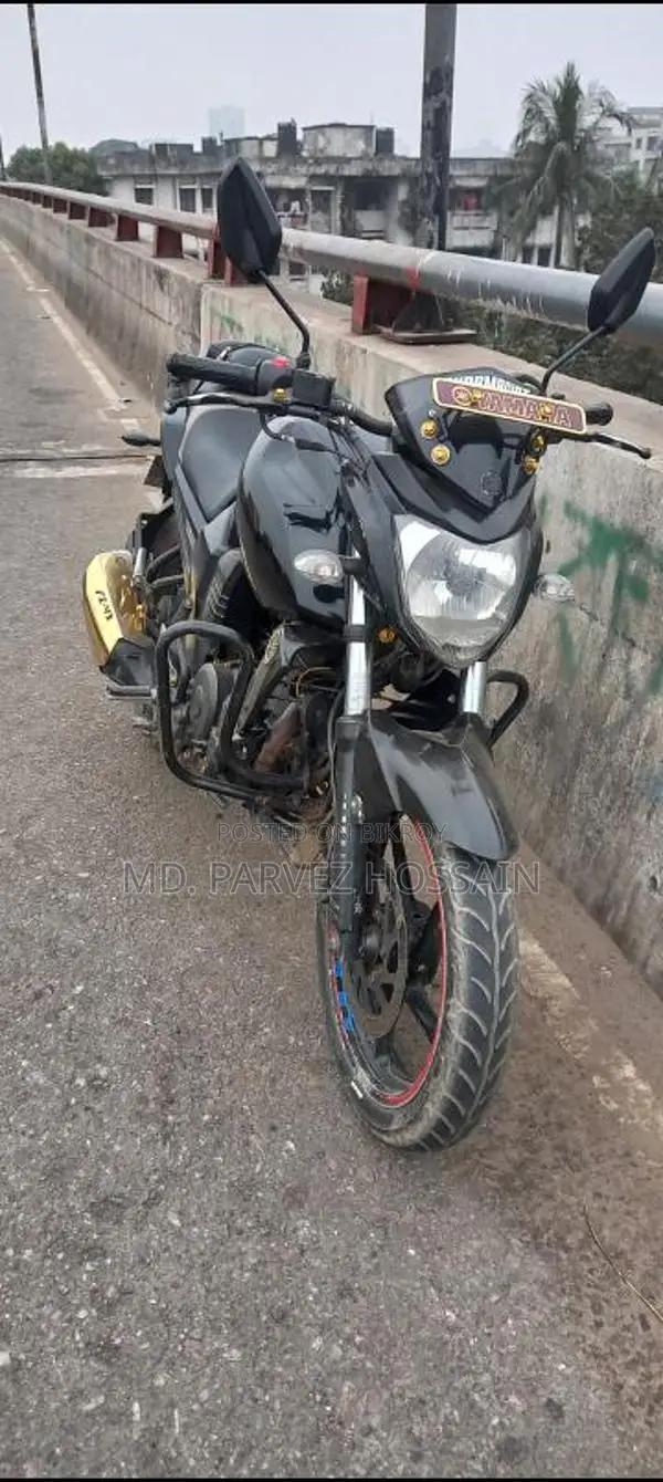 Yamaha FZS . 2012