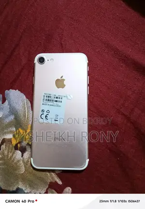 Apple iPhone 7 (Used)