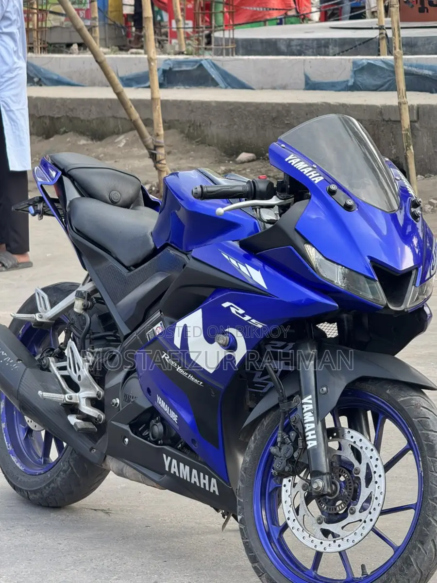 Yamaha R15 V3 Movistar . 2020