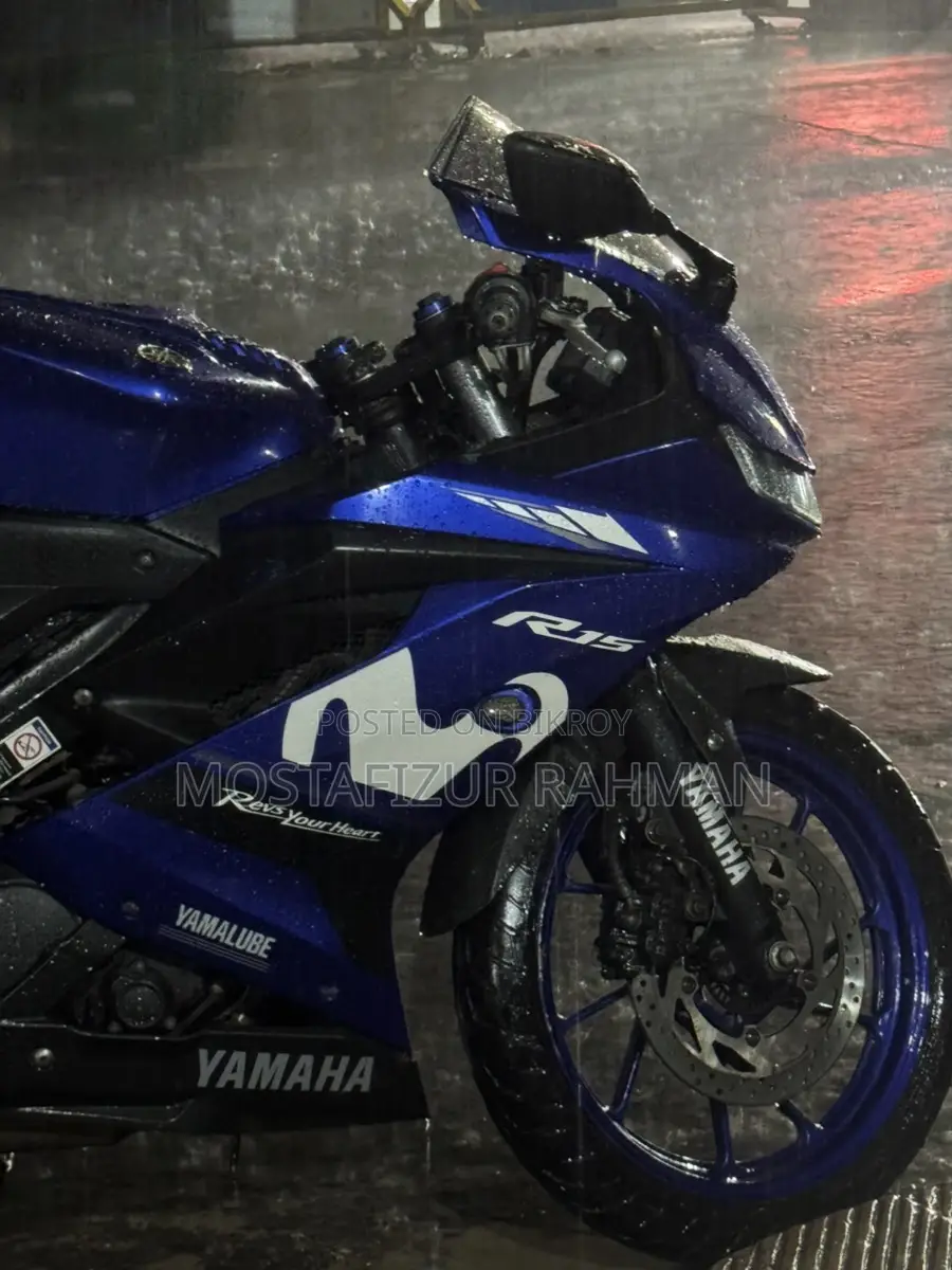 Yamaha R15 V3 Movistar . 2020