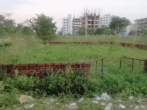 Urgent 3-Katha South-Facing Plot Sale in L-Block
