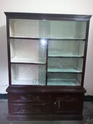 Beautiful Showcase at a Great Price