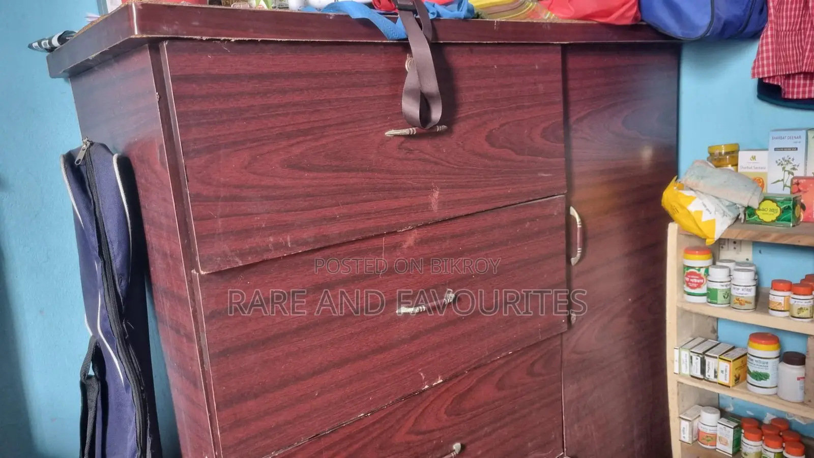 ওয়ারড্রব বিক্রি হবে