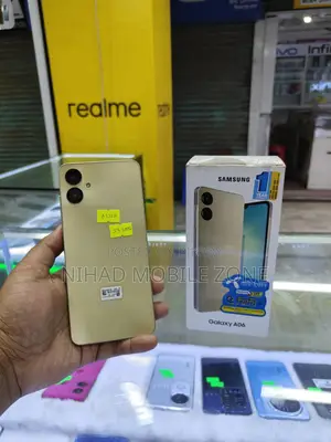 Samsung Galaxy A06 128 GB Gold
