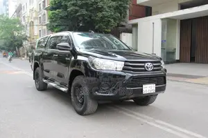Toyota Hilux New Shape Carryboy 2018