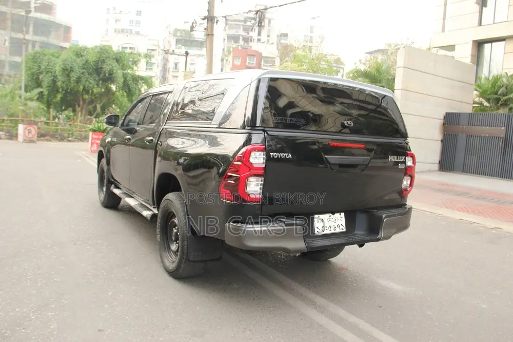 Toyota Hilux New Shape Carryboy 2018