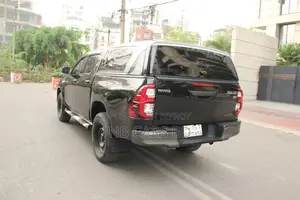 Toyota Hilux New Shape Carryboy 2018