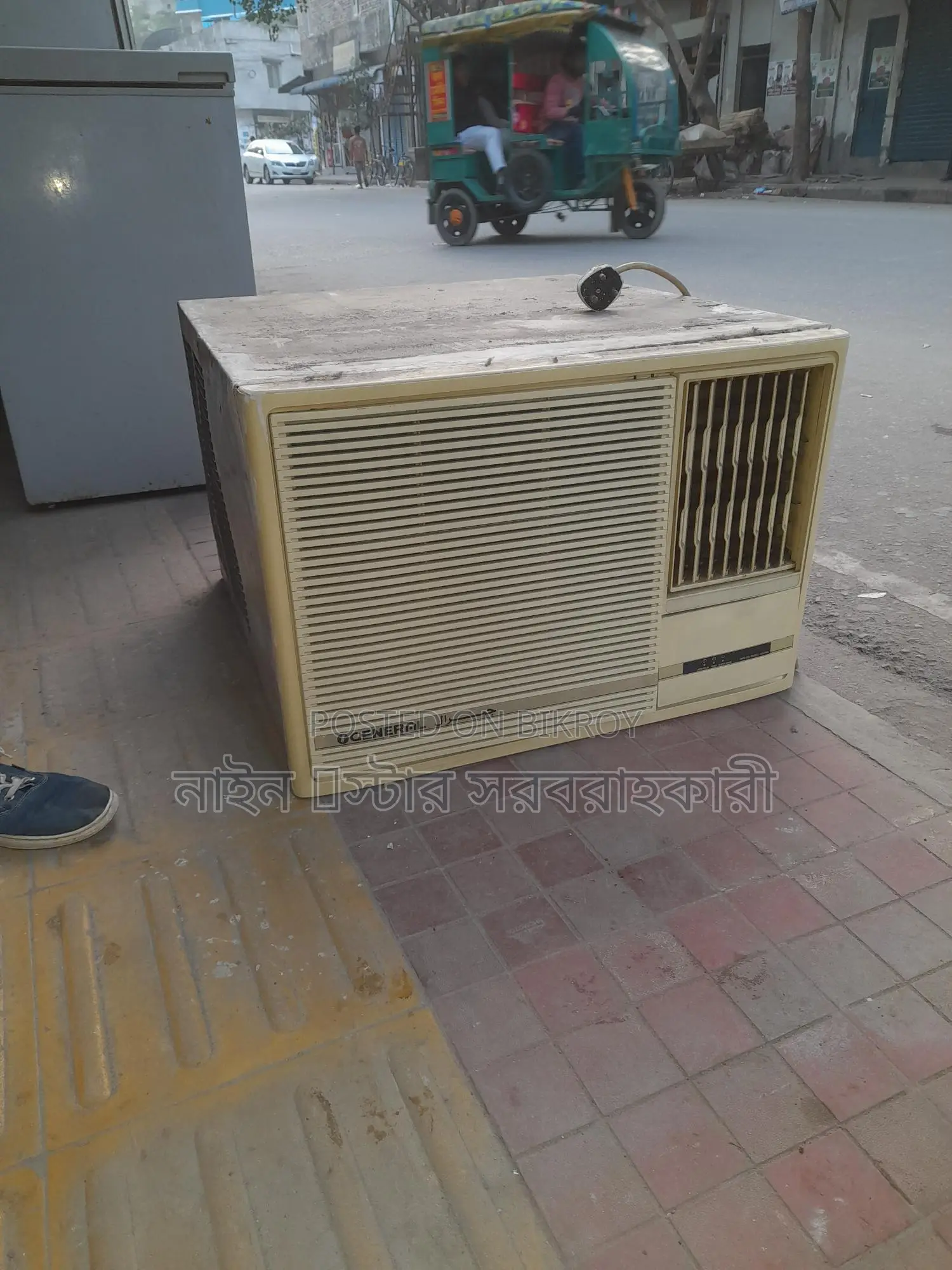 Window AC 2 Ton for sale