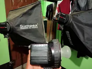 Selling 3 Simpex 300d Studio Lights