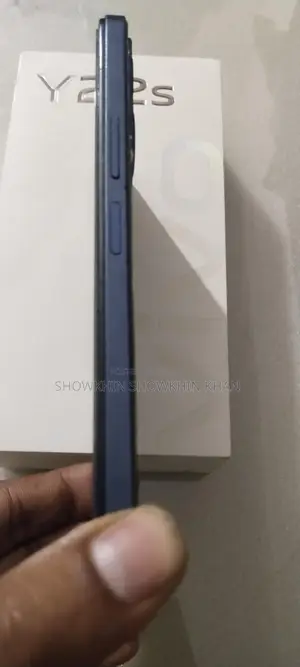 Vivo Y22s , (Used)