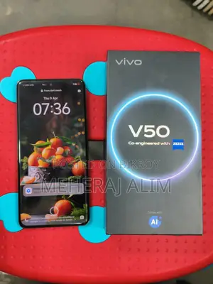 Vivo V50 12/256 (Used)