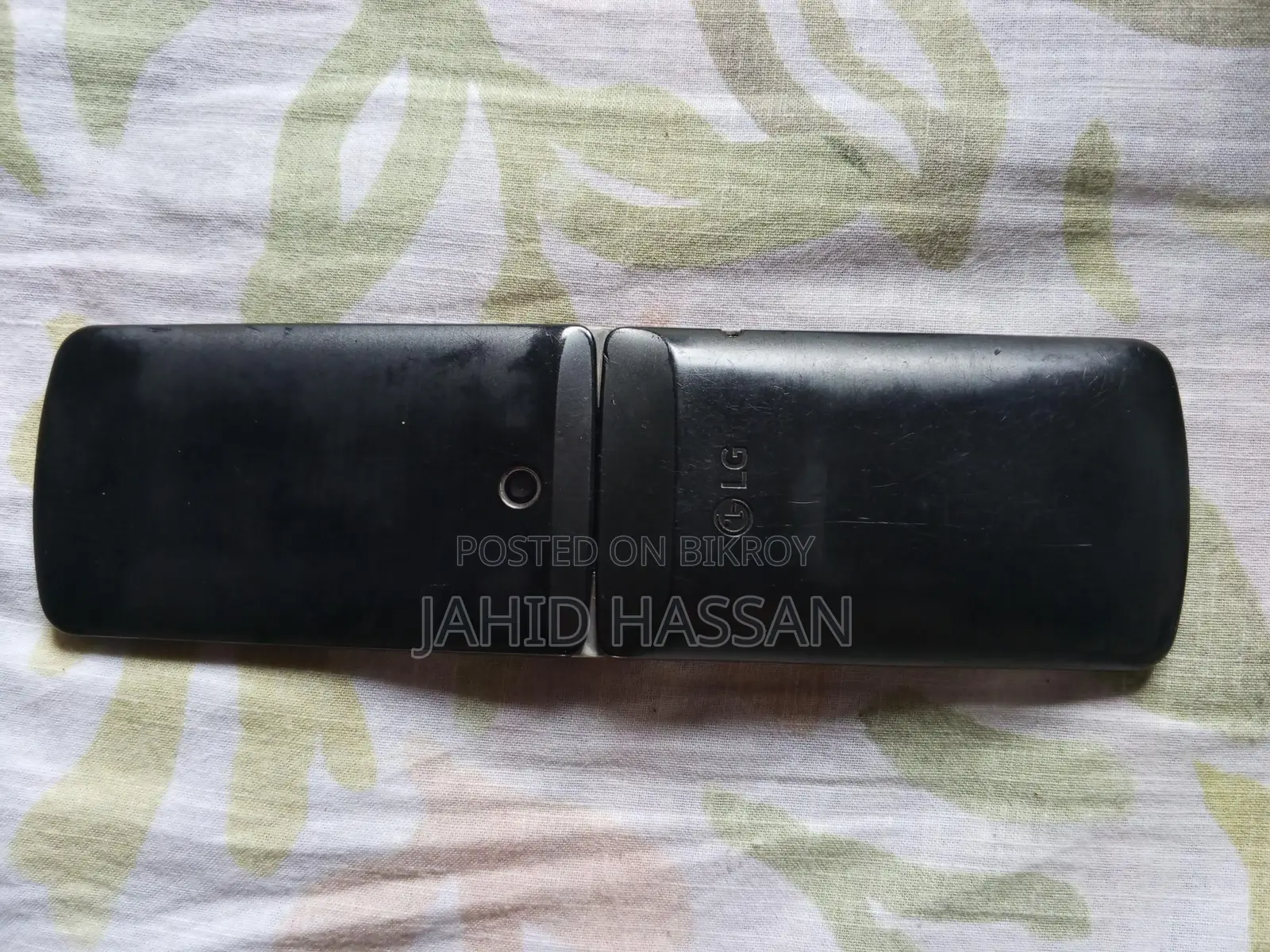 LG Folding Phone (Used)