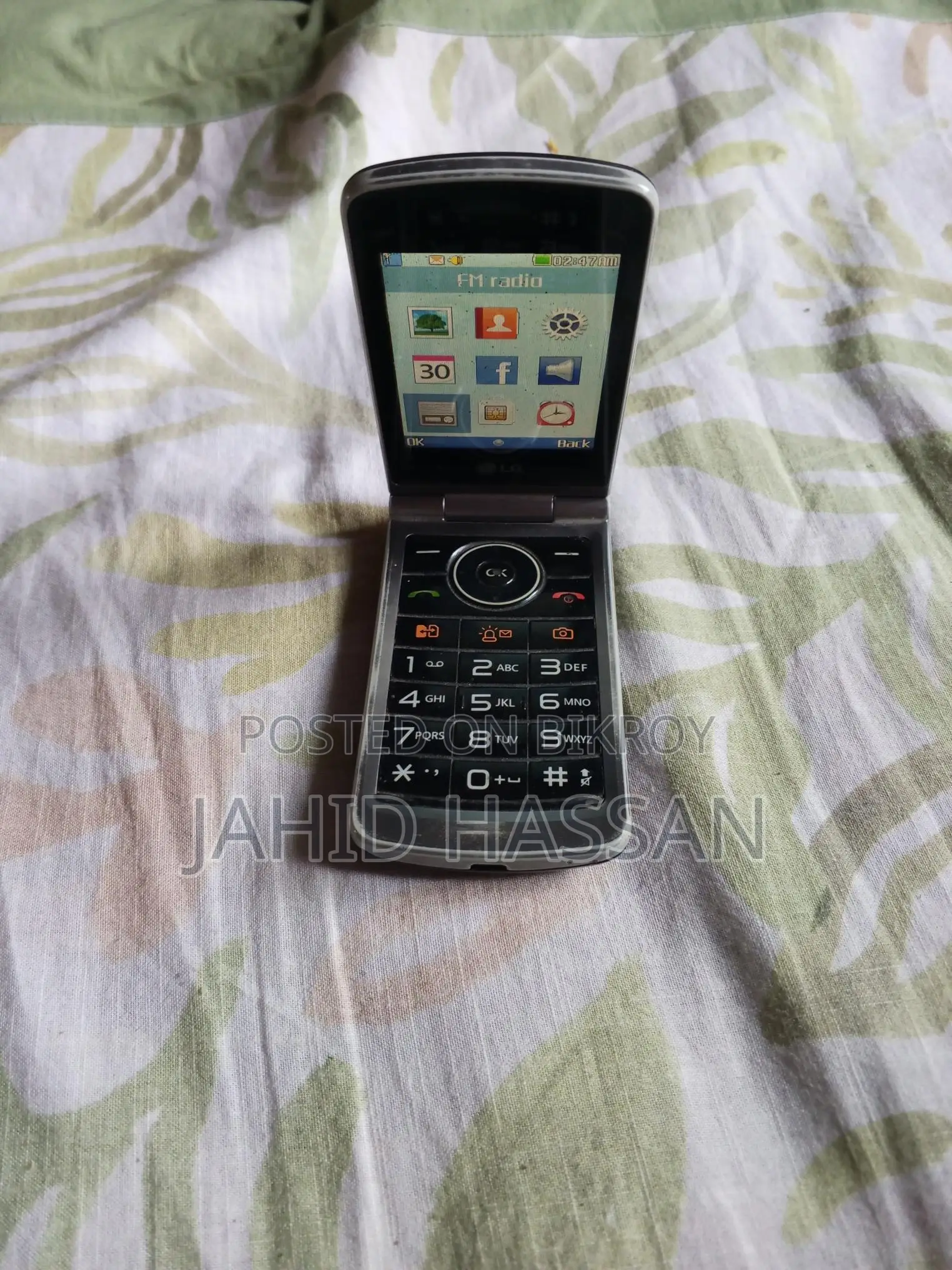 LG Folding Phone (Used)
