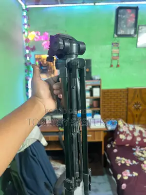 Canon 700D