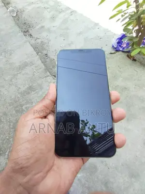 Apple iPhone 11 Pro Max (Used)
