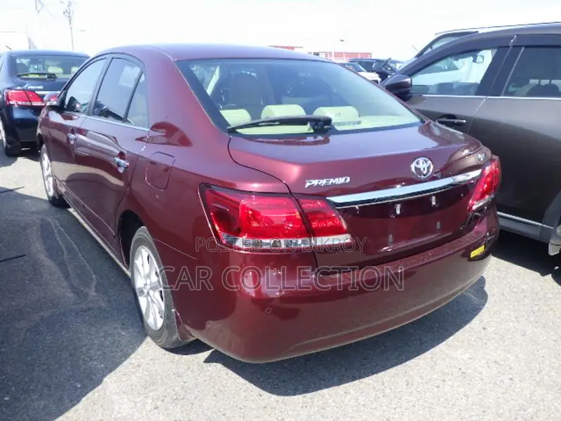 Toyota Premio F-EX 4.5 2021
