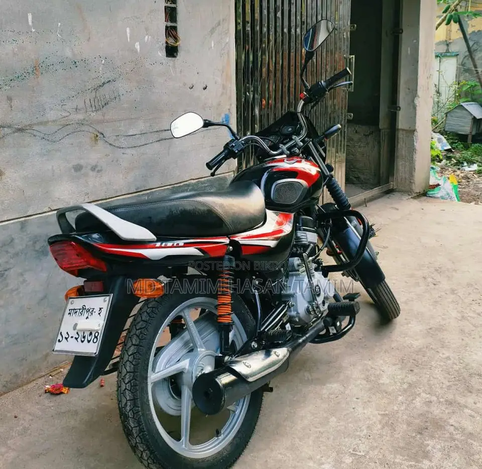 Bajaj CT 100 . 2024