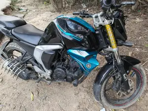 Yamaha FZS . 2017