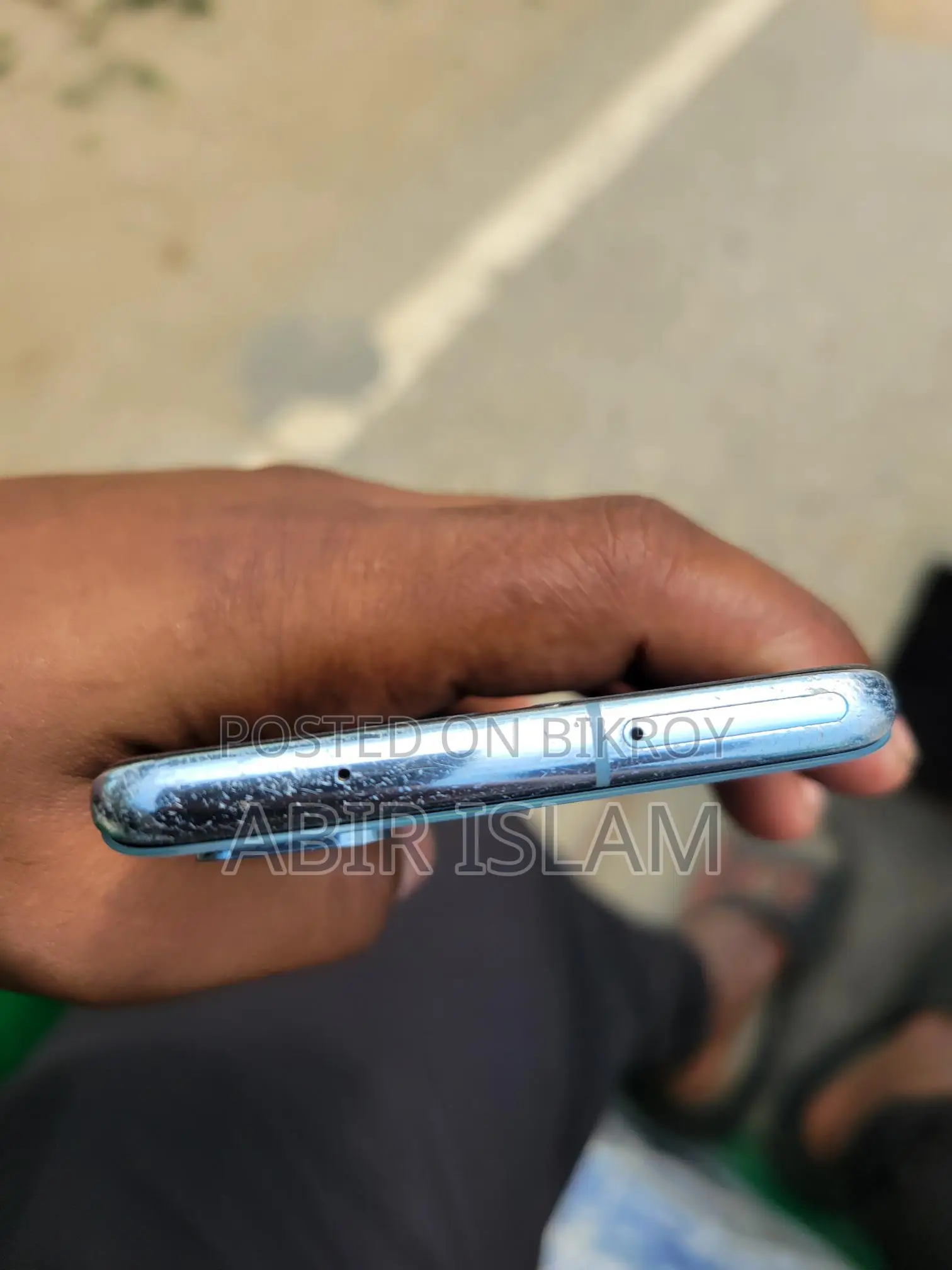 Samsung Galaxy S20 fresh (Used)