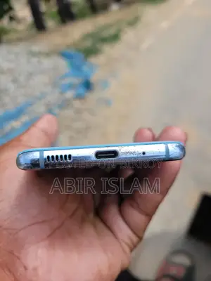 Samsung Galaxy S20 fresh (Used)